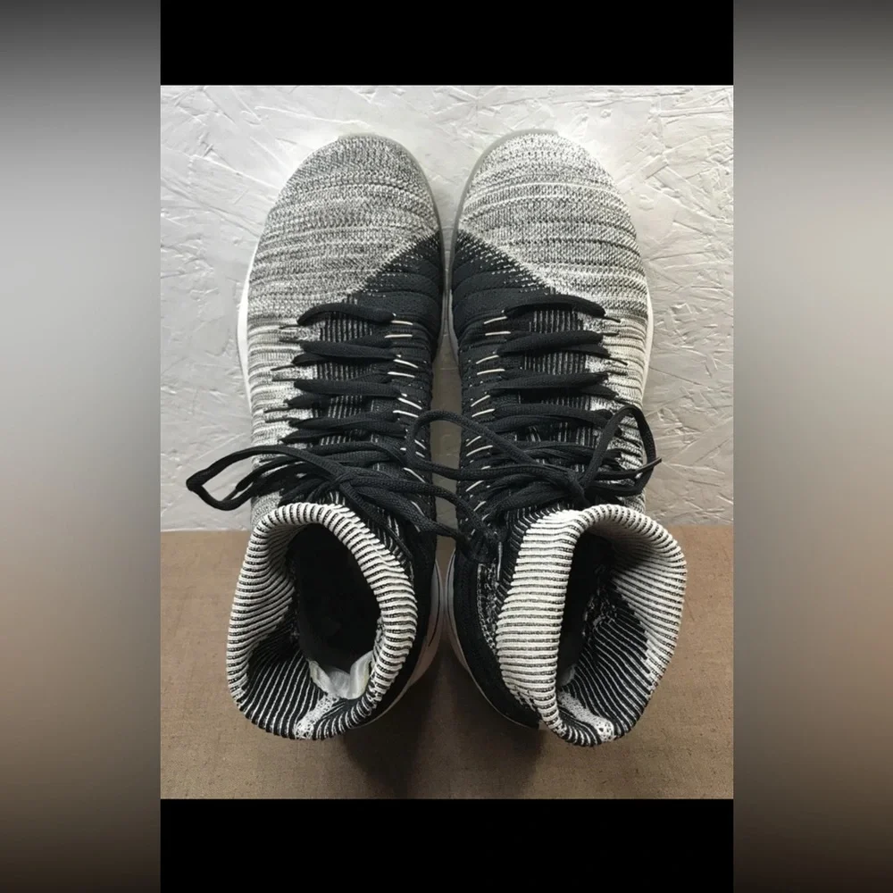 *No Inserts 2016 Nike Zoom Hyperdunk Flyknit Oreo Men's 13 Sneakers Black White